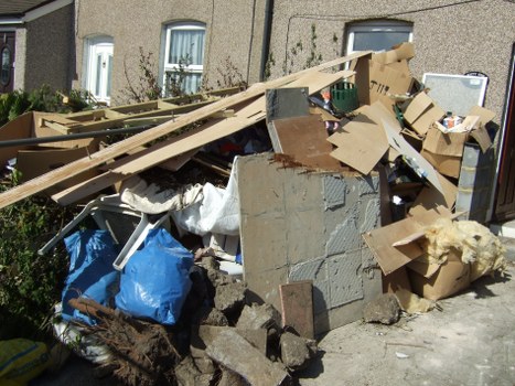 Satisfied customers after house clearance